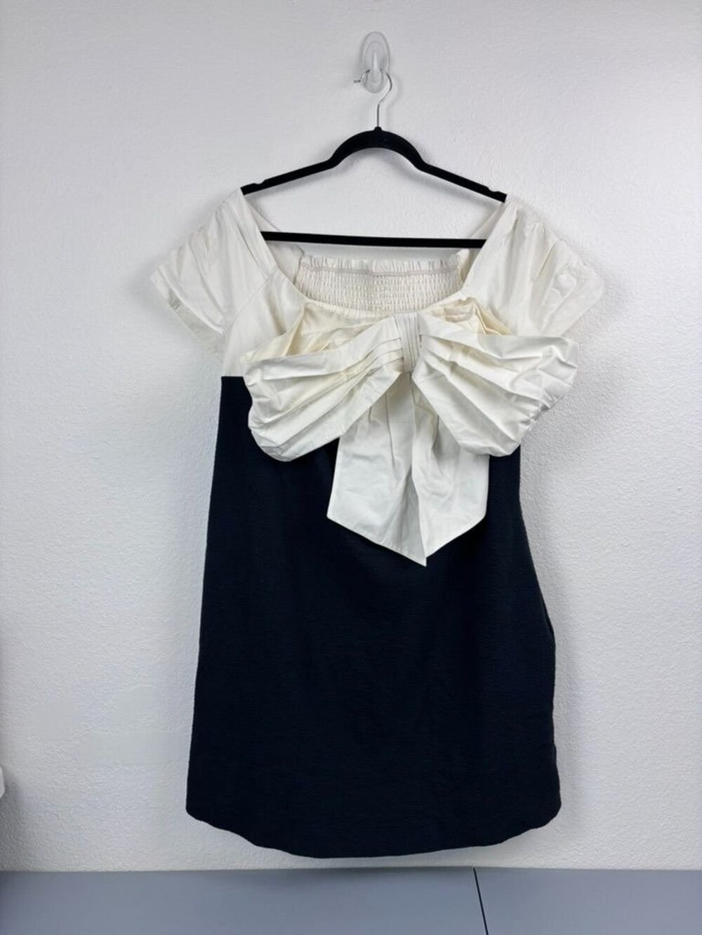 Maeve Anthropologie women's plus 1X black ivory bow colorblock shift mini dress - Picture 3 of 10